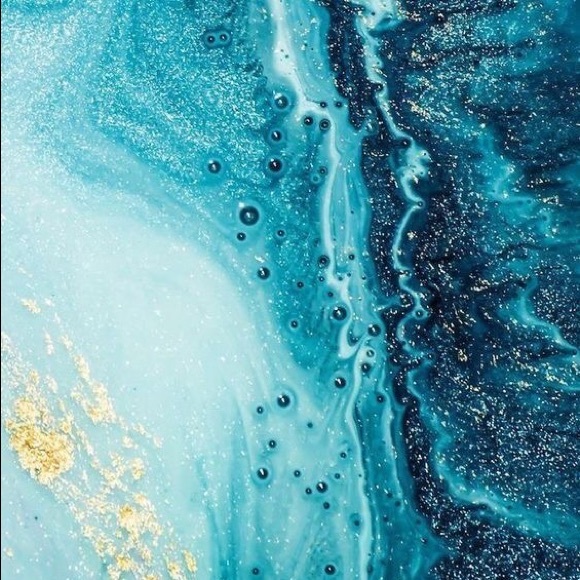 Meet your Posher, Marisa - Picture 1 of 1